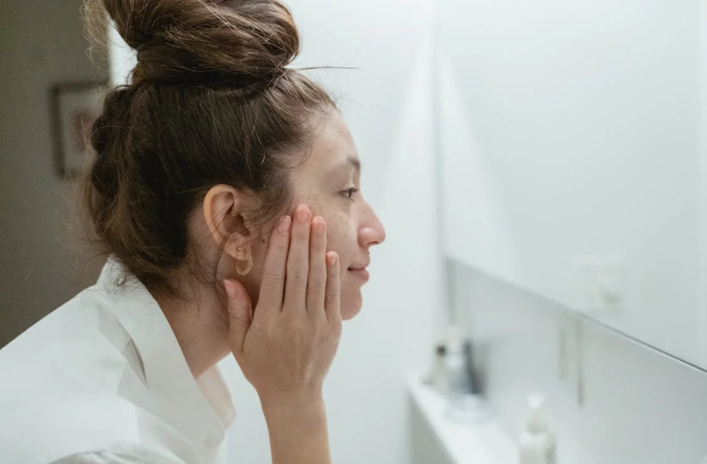 The Core Components of a Face Cleanser